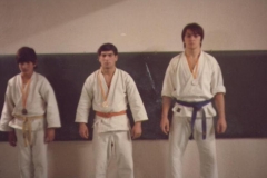 primeros-alumnos-de-karate-con-medalla-19803